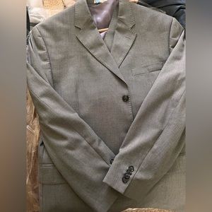 Men’s suit 44R